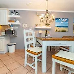 Haus Tinchen בית נופש *